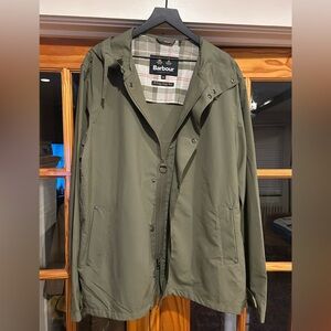 MEN'S BARBOUR QUAY SHOWERPROOF LIGHTWEIGHT JACKET